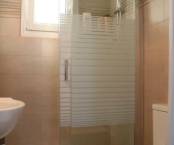 Polianthi Seaside House Case de vacanță *